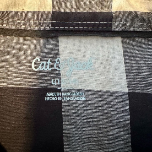 Boys button down shirt - Picture 2 of 2